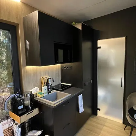 Lakewood - Hidden Mirror Retreat