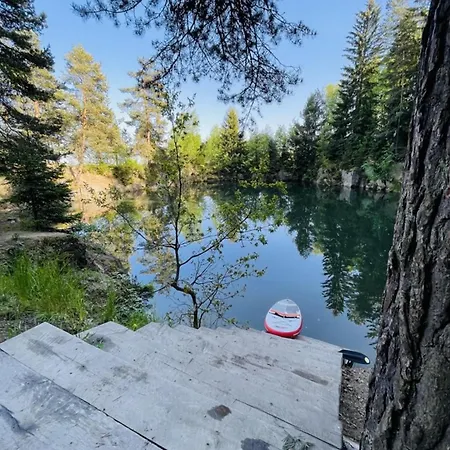 Lakewood - Hidden Mirror Retreat * Hazlov