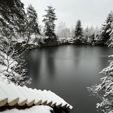 Lakewood - Hidden Mirror Retreat * Hazlov